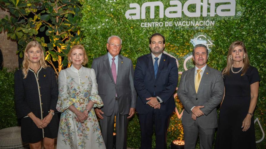 Inauguran Amadita Centro de Vacunación