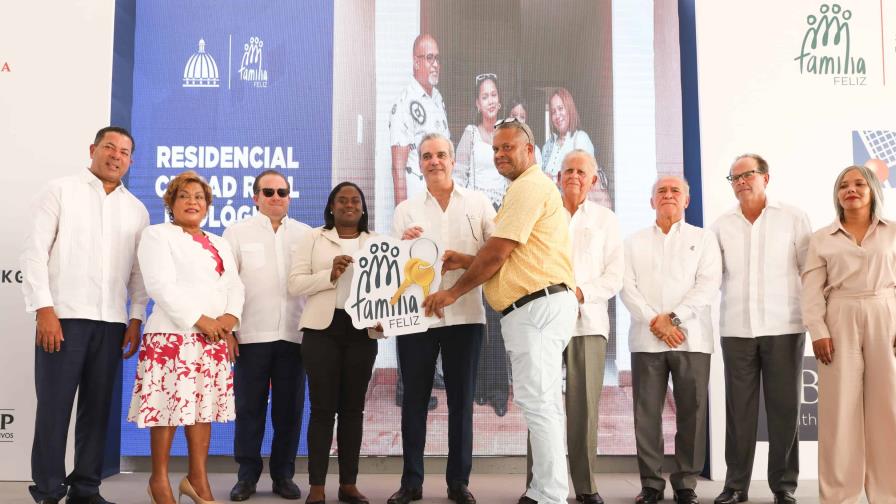 Presidente Abinader entrega 700 nuevos apartamentos y mejoras en Santo Domingo Este