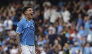 El líder de la Serie A, Napoli, consiguió gol tardío para vencer al Lecce