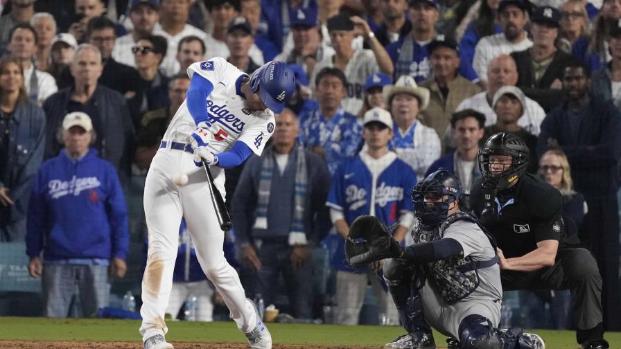 Jonrón de Freeman en la 10ma da triunfo a Dodgers ante Yankees en vibrante inicio de Serie Mundial