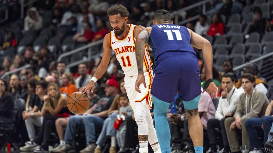 Young anota 38 puntos y Hawks superan 125-120 a Hornets