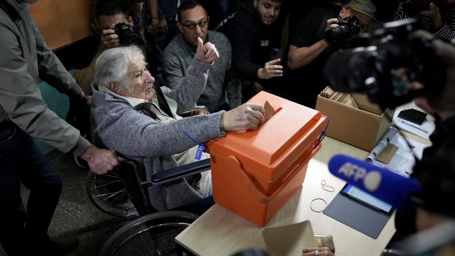 Uruguay: Cierran centros de votación y arranca conteo en unas elecciones marcadas por la moderación