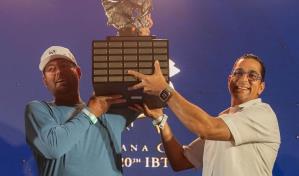 Lancha De-Bait-Able logra máximo galardón en Cap Cana Classic al Marlin Azul