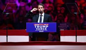 Exigen disculpa de la campaña de Trump tras llamar a Puerto Rico isla flotante de basura