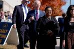 Biden acude a votar anticipadamente en Delaware Biden acude a votar anticipadamente en Delaware