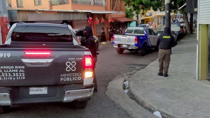 Incautan propiedad y armas de fuego a implicados en red de narcotráfico en La Altagracia