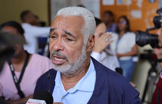 Danilo Medina no está interesado en que lo rehabiliten, de acuerdo a Camacho