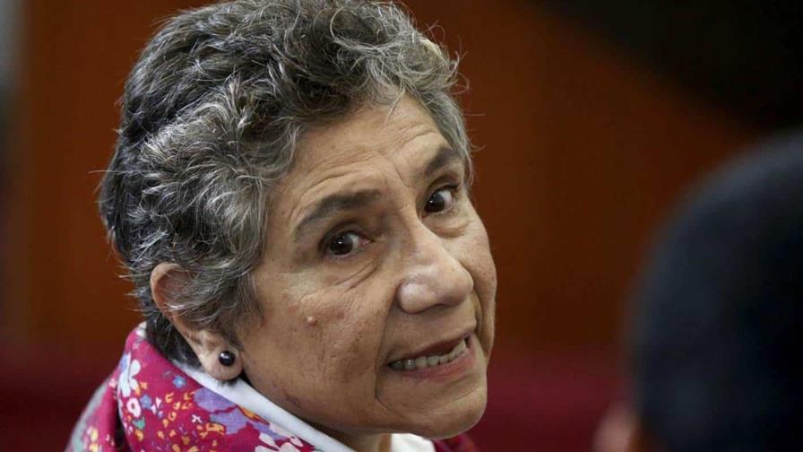 La justicia peruana disuelve el ala política de Sendero Luminoso y condena a Elena Iparraguirre