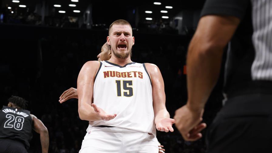 Jokic logra 29 puntos, 18 rebotes y 16 asistencias para que Nuggets derroten a Nets en tiempo extra