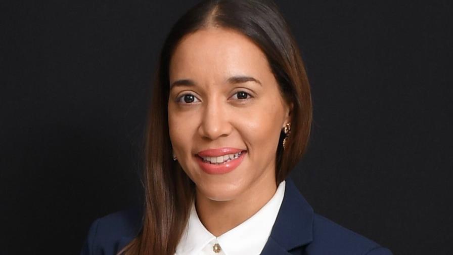 La poeta dominicana Ana Gerónimo recibe una distinción honorífica en Estados Unidos