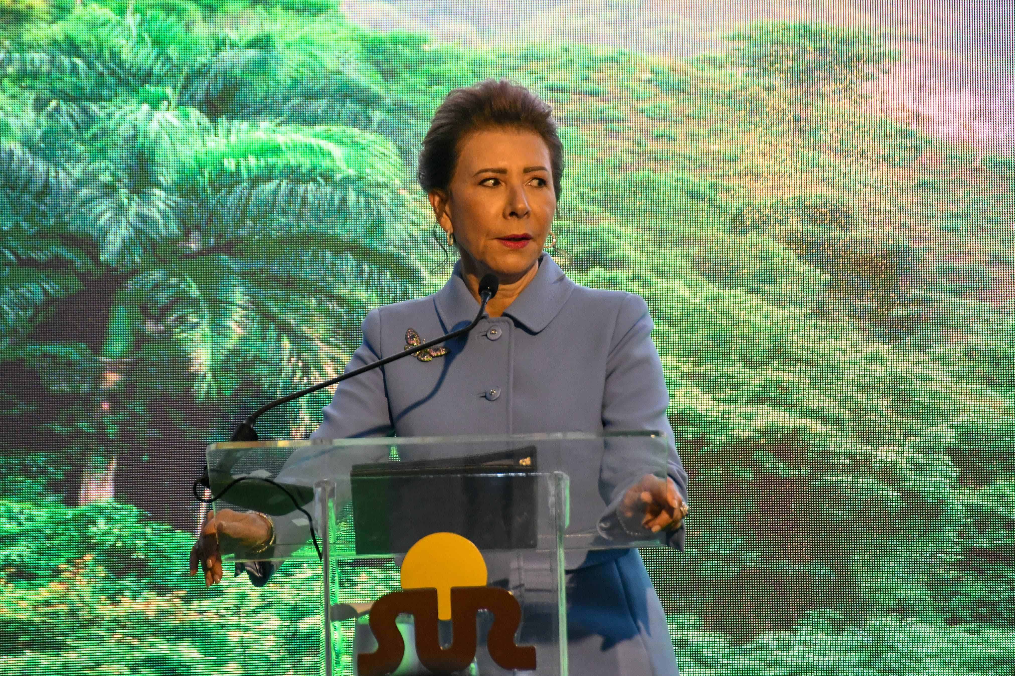 La presidenta de la Fundación Sur Futuro, Melba Segura de Grullón.