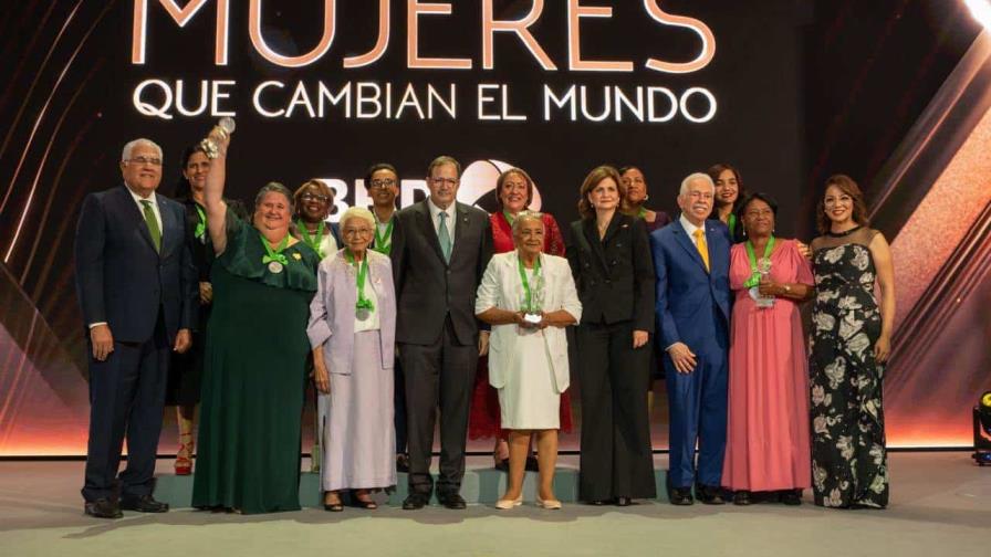 El Banco BHD entrega premio Mujeres que Cambian el Mundo en su novena edición