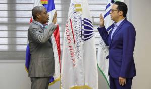 Juramentan al nuevo director del Instituto Nacional de Administración Pública