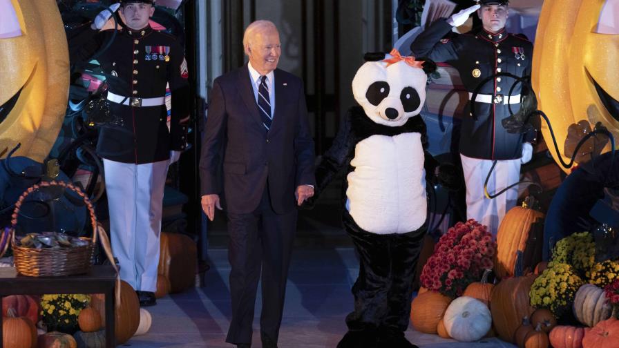 Joe Biden y su esposa Jill celebran su último Halloween en la Casa Blanca