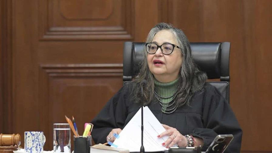 La presidenta de la Suprema Corte de México presenta su renuncia ante el Senado