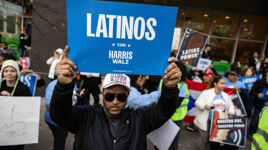 ¡Fuera!: latinos protestan contra Trump en Pensilvania tras comentarios sobre Puerto Rico