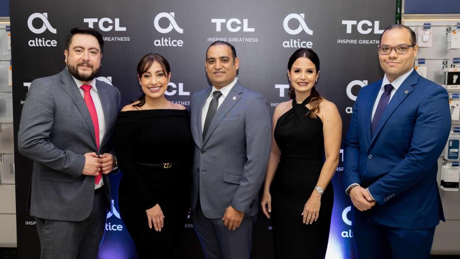 Altice Dominicana presenta  el nuevo TCL 50 Pro Nxtpaper