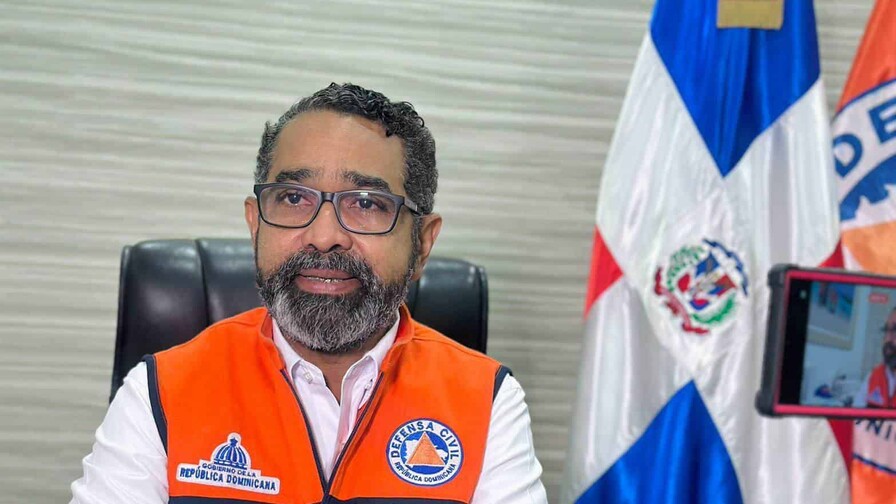 Juan Salas es designado asesor honorífico en asuntos de Defensa Civil Juan Salas es designado asesor honorífico en asuntos de Defensa Civil