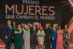 El Banco BHD entrega premio Mujeres que Cambian el Mundo en su novena edición El Banco BHD entrega premio Mujeres que Cambian el Mundo en su novena edición
