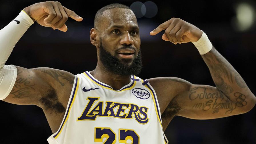 El legendario LeBron James anuncia su respaldo a Kamala Harris