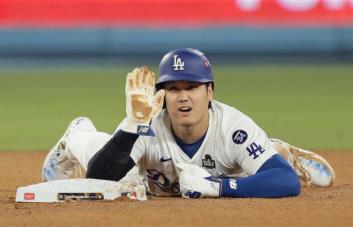 Ohtani se sientehonrado por su primer título de Serie Mundial con Dodgers