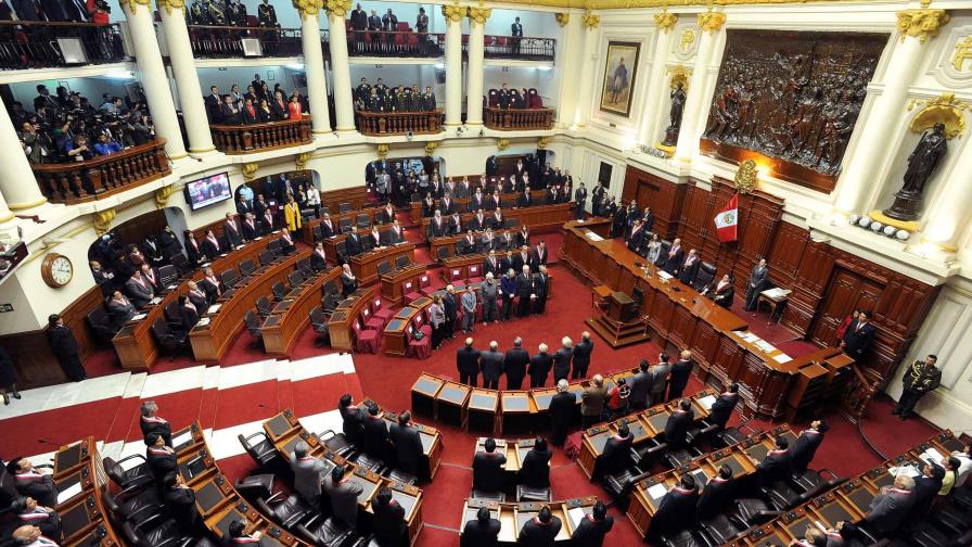 El Congreso de Perú archiva un proyecto que planteaba sancionar a jueces y fiscales