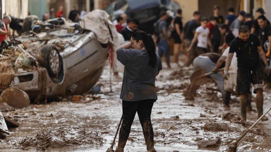 Al menos un colombiano muerto y 32 desaparecidos por el devastador temporal en Valencia