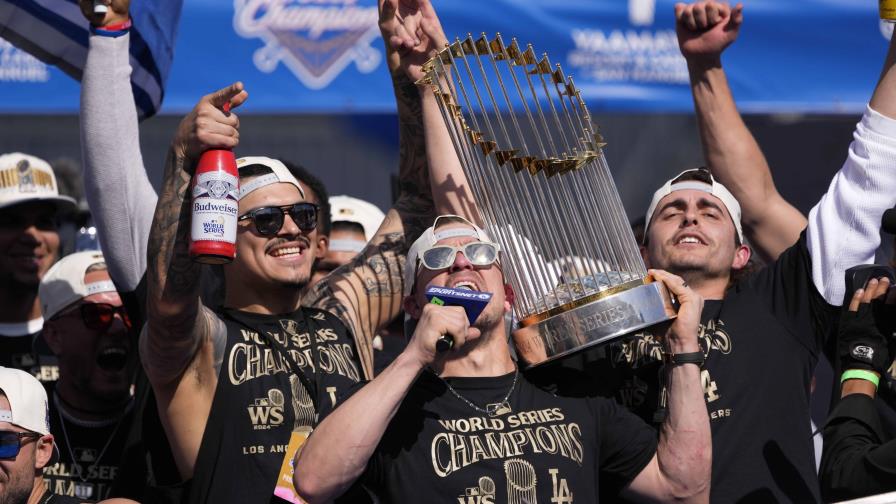 Dodgers festejan el título de Serie Mundial con desfile y evento en el estadio