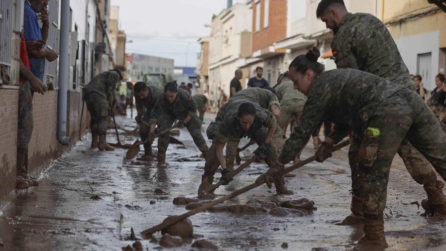 El Gobierno español envía 500 militares más a las poblaciones más afectadas de Valencia