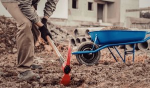 Hombre muere tras ser agredido con un pico por su hermano