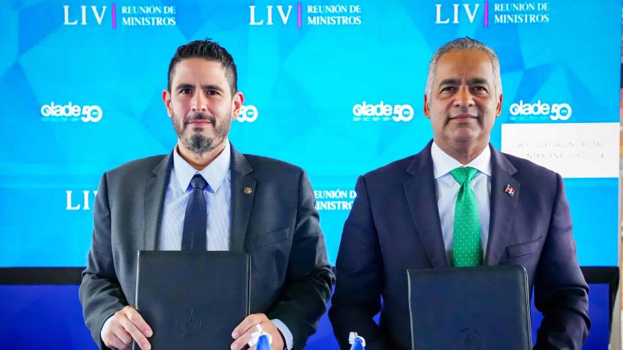 RD firma acuerdo con El Salvador para fortalecer cooperación en hidrocarburos