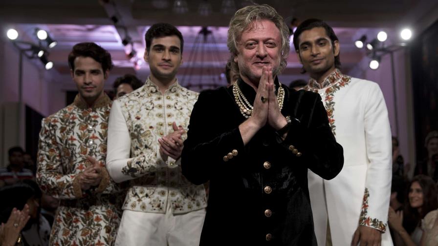 Fallece diseñador de moda Rohit Bal en India