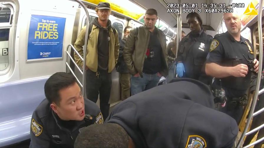 Jurado ve video de estrangulamiento en metro de NY que llevó a juicio por homicidio de Daniel Penny