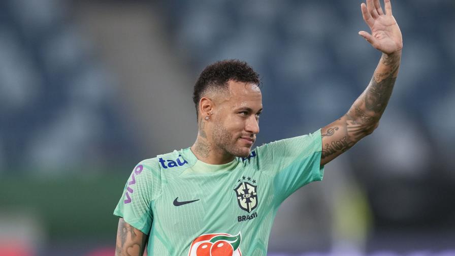 Neymar sufre otra lesión en su segundo partido tras rotura de ligamento cruzado anterior