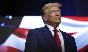 El equipo de Trump celebra la petición de desestimar su caso por el asalto al Capitolio