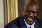 Michael Jordan niega haber pedido el voto para Donald Trump en respuesta a un post falso