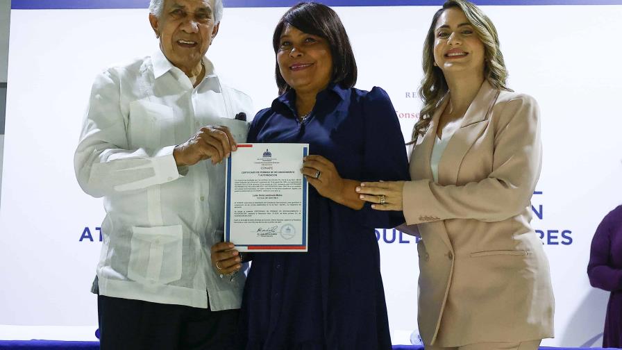 Supérate y Conape gradúan al primer grupo de cuidadores en República Dominicana