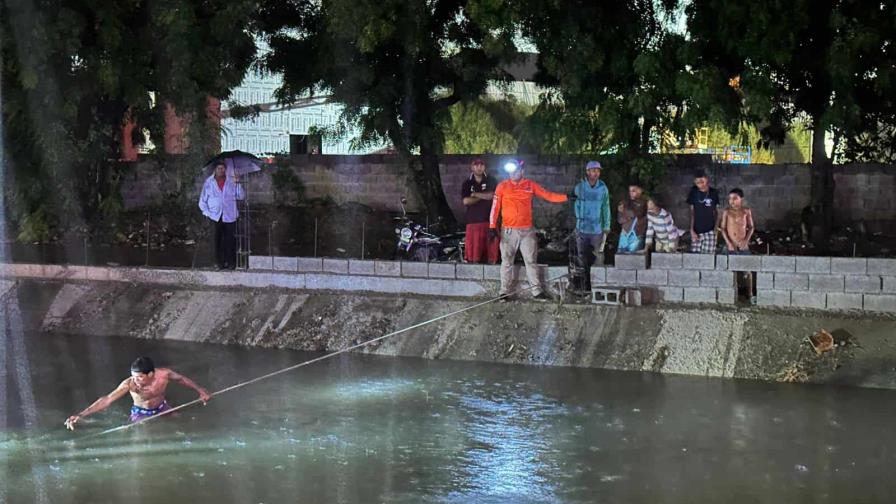 Recuperan cuerpo de hombre desaparecido en un canal de riego en Santiago Recuperan cuerpo de hombre desaparecido en un canal de riego en Santiago