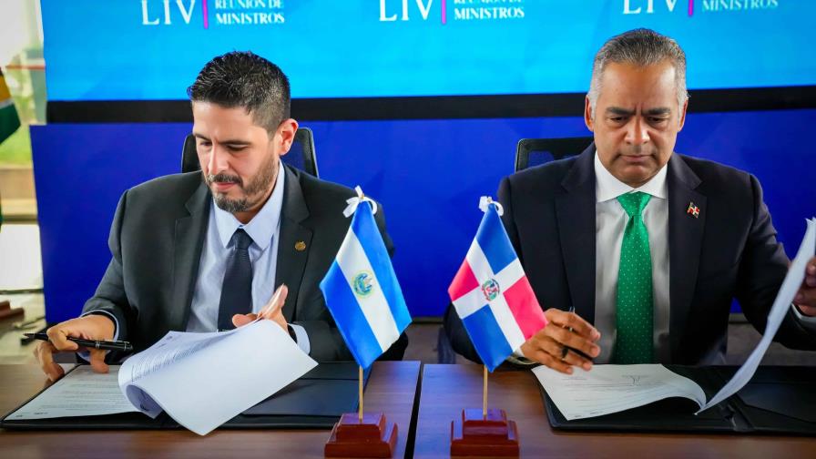 El país firma acuerdo con El Salvador para fortalecer cooperación en materia de hidrocarburos