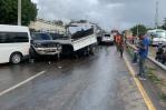 Al menos 10 heridos y 15 vehículos involucrados en accidente en autopista Joaquín Balaguer Al menos 10 heridos y 15 vehículos involucrados en accidente en autopista Joaquín Balaguer