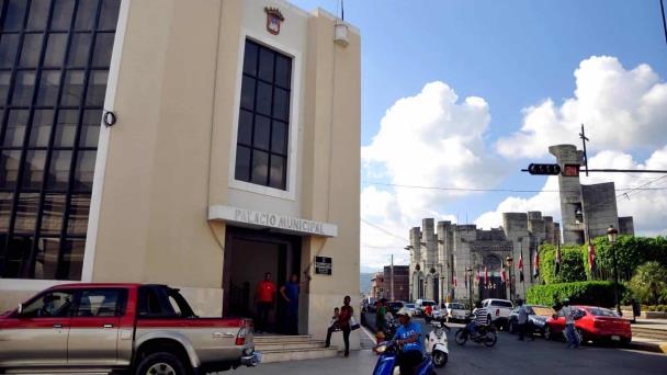 Regidores del PRM en La Vega esperan JCE acoja resolución deja sin efecto renuncia de vicealcaldesa