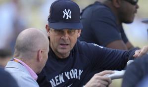 Aaron Boone regresar&aacute; para su octava temporada como m&aacute;nager de los Yankees