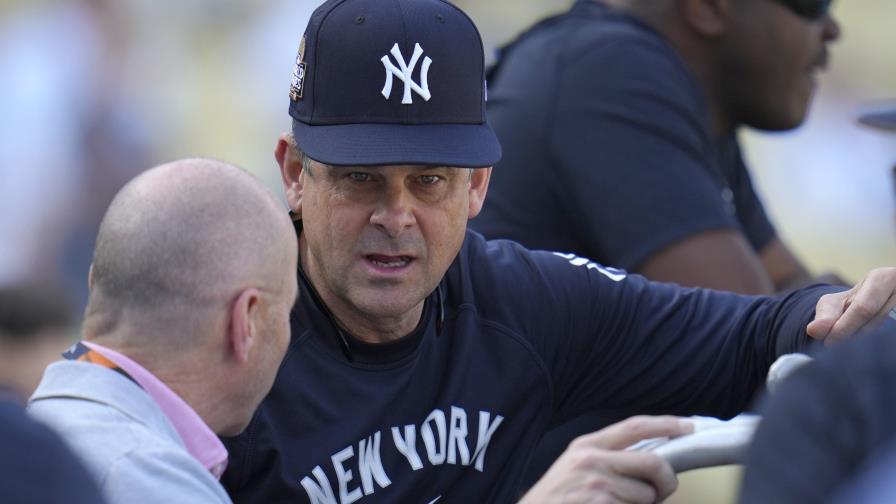 Aaron Boone regresará para su octava temporada como mánager de los Yankees