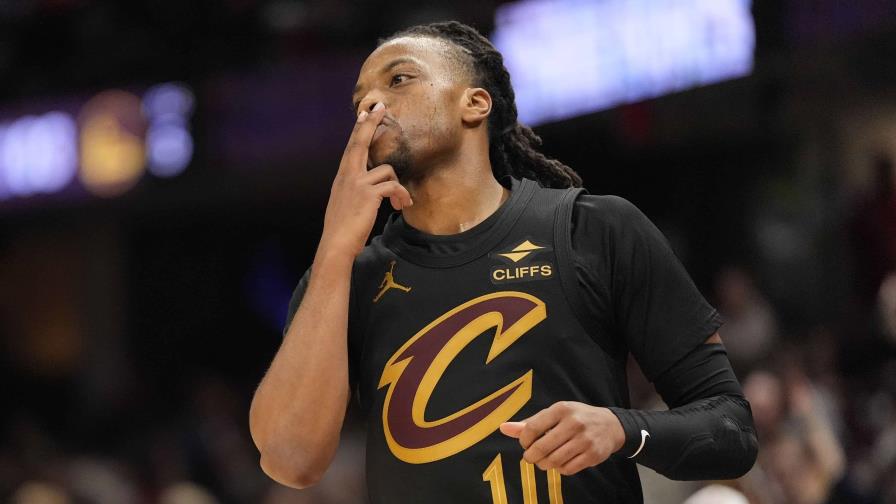 Cavaliers toman ventaja de 41 puntos al descanso y aplastan a Warriors