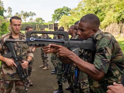 Crisis en Haití: Francia entrena militares haitianos en Martinica