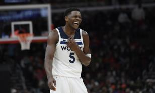Edwards brilla por Timberwolves, que remontan y vencen 135-119 a Bulls