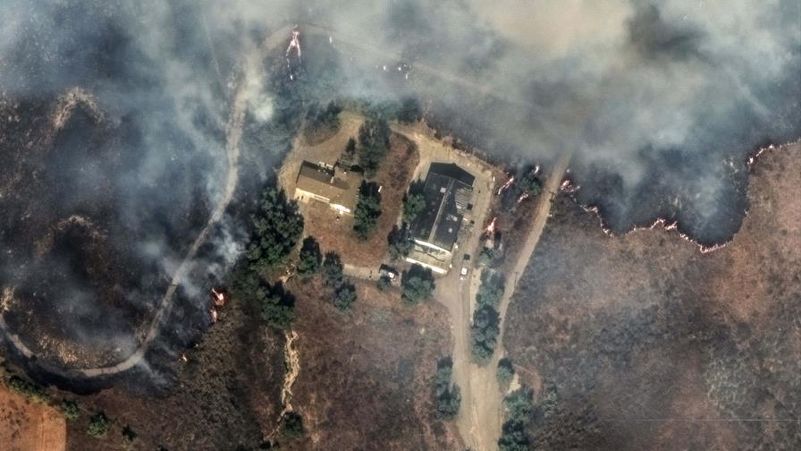 Devastador incendio en California amenaza más de 11,000 edificaciones