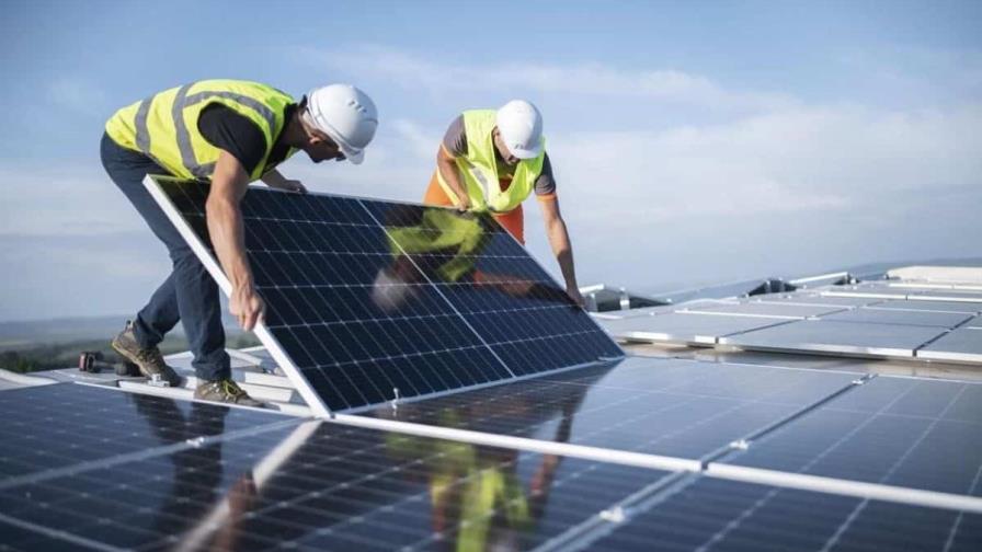 Ante la COP29: Un 20% de las falsedades climáticas atacan la tecnología verde