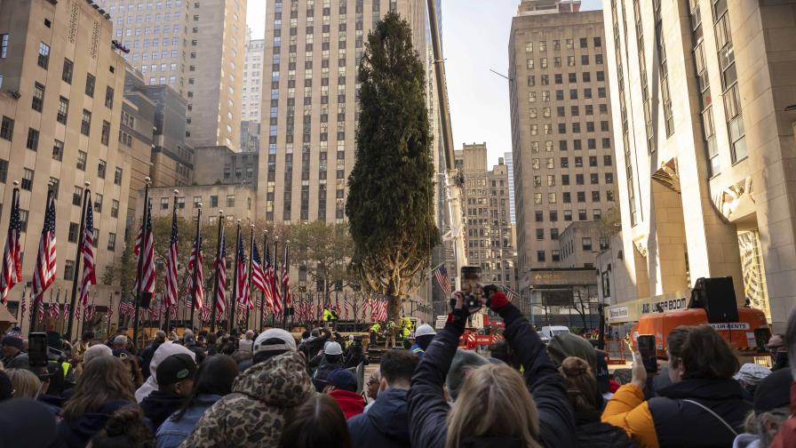 El árbol de Navidad del Rockefeller Center llega a Nueva York