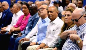 Hip&oacute;lito, Eulalio Ram&iacute;rez y Carolina Mej&iacute;a encabezan asamblea de dirigentes del Frente Agropecuario